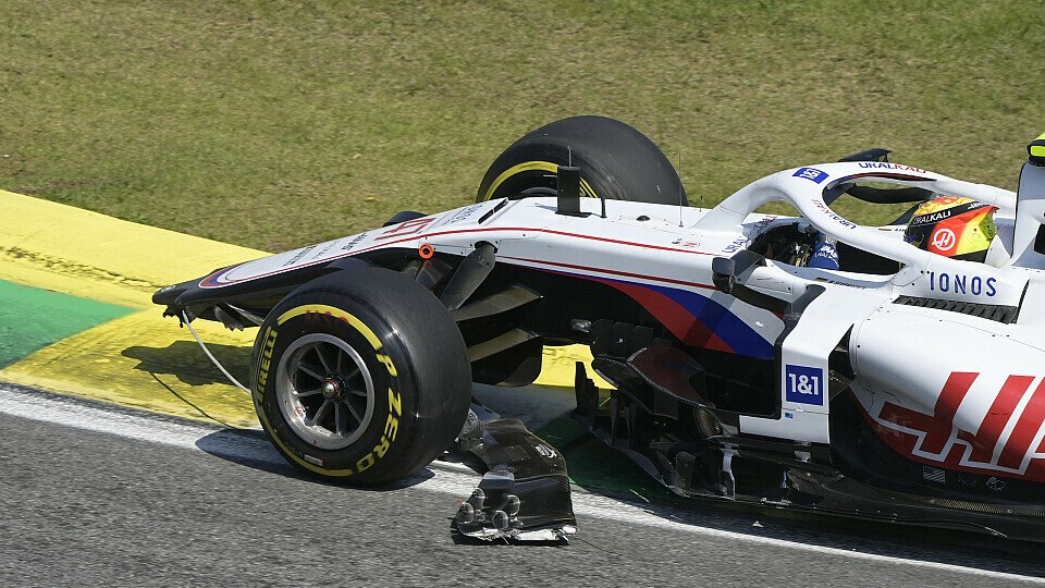 Mick Schumacher ruinierte sich in Brasilien durch einen Unfall mit Kimi Räikkönen das Rennen, Foto: LAT Images