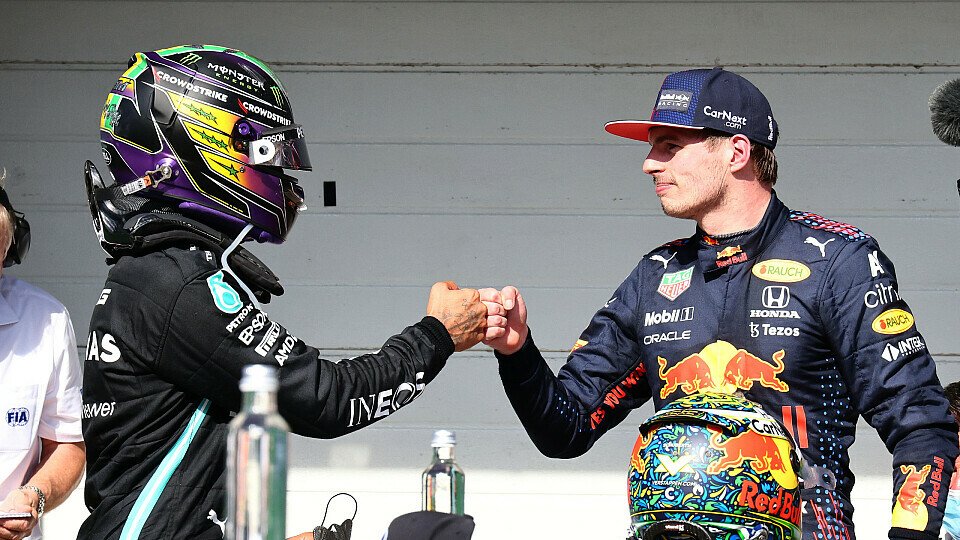 Lewis Hamilton ändert seine Meinung zum Zweikampf mit Max Verstappen, Foto: LAT Images