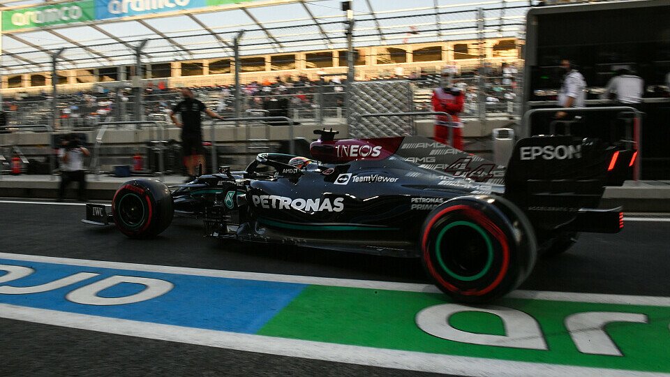 Lewis Hamilton war in FP1 in Saudi Arabien der Schnellste., Foto: LAT Images