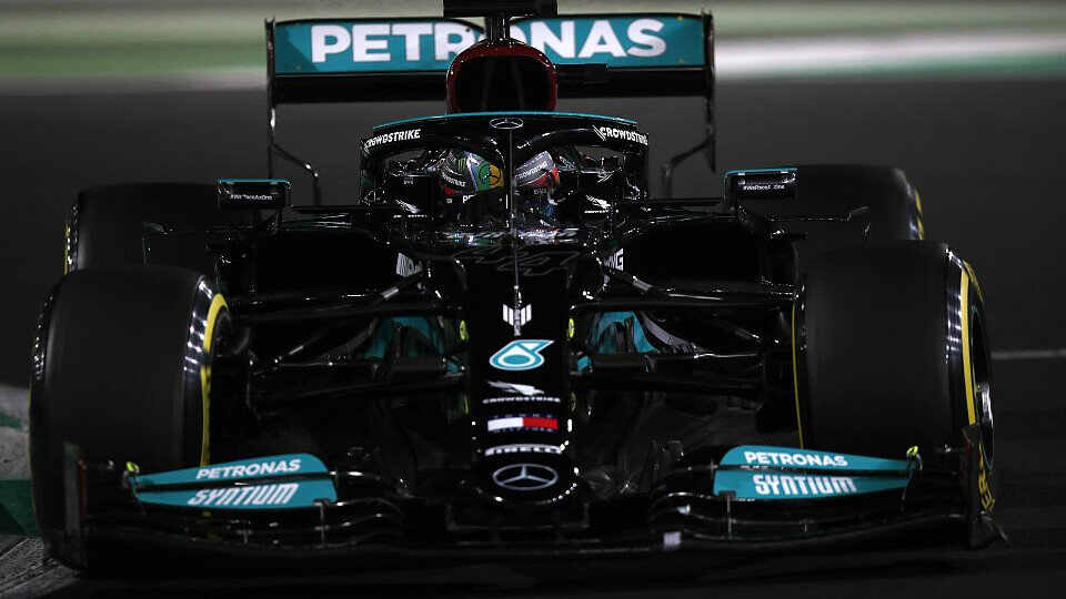 Lewis Hamilton fuhr im 2. Freien Training der Formel 1 in Saudi-Arabien die Bestzeit, Foto: LAT Images