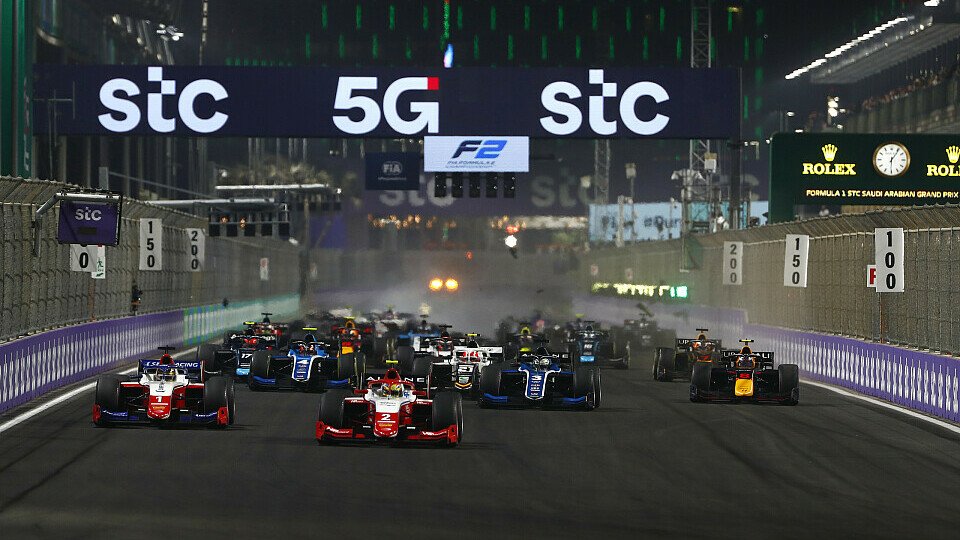 Die Formel 2 startet in die Saison 2023, Foto: LAT Images