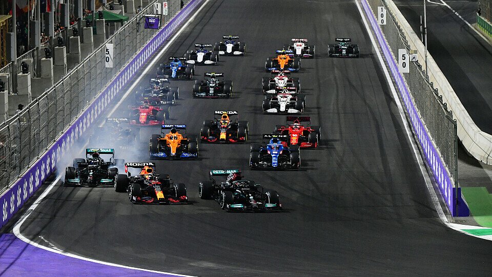 Formel 1 in Saudi Arabien: Die Saudis wollten 2022 die gesamte Königsklasse kaufen., Foto: LAT Images