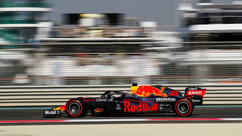 Max Verstappen gewinnt das erste Kräftemessen in Abu Dhabi, Foto: LAT Images