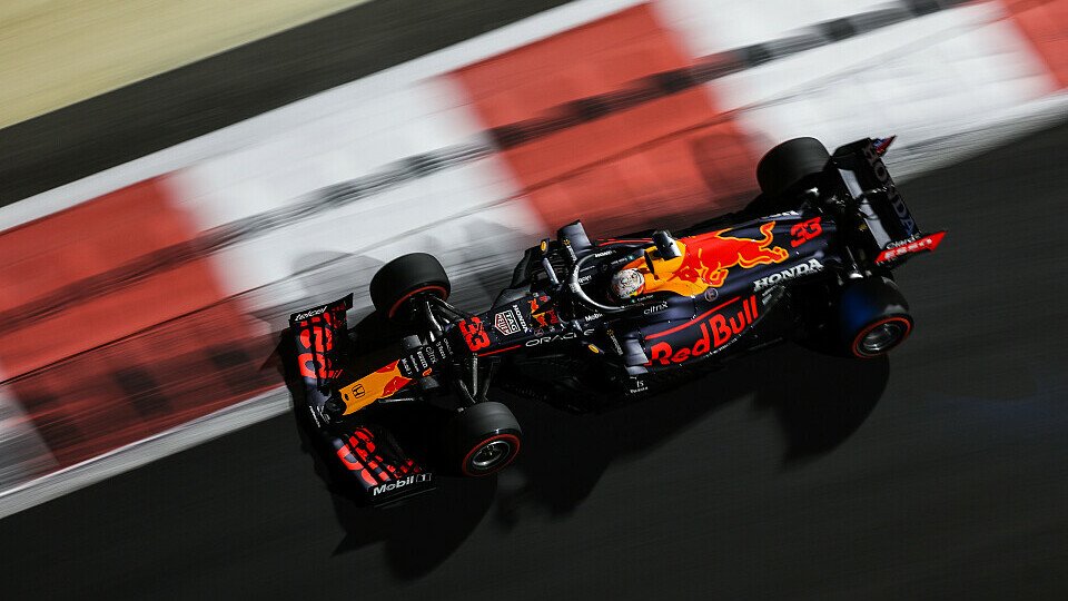 Max Verstappen startet beim Formel-1-Finale 2021 in Abu Dhabi am Sonntag von der Pole Position, Foto: LAT Images