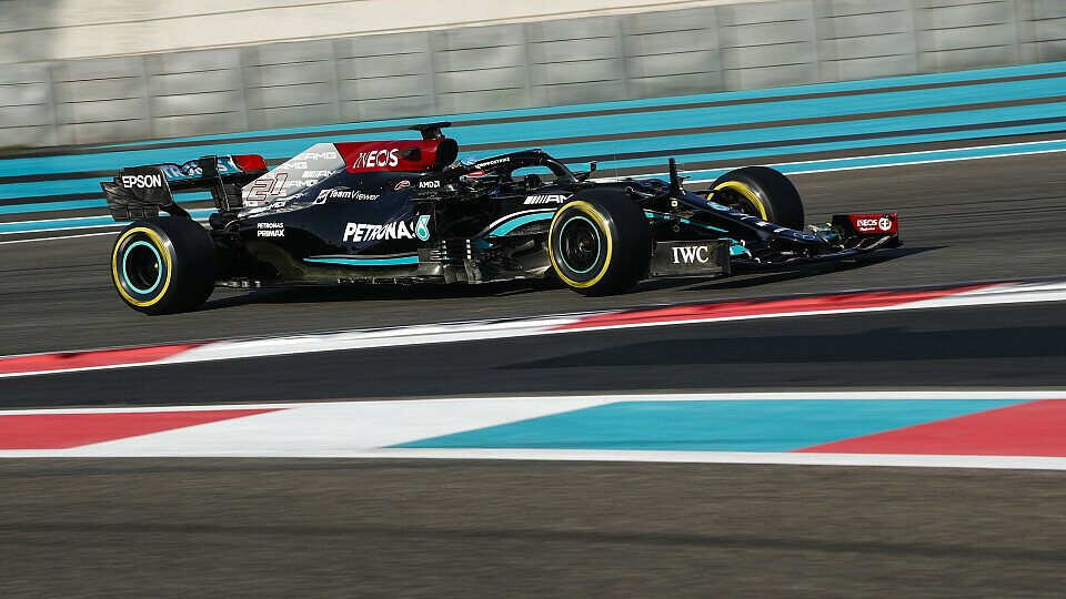 Nyck de Vries holte am ersten Test-Tag in Abu Dhabi für Mercedes die Bestzeit