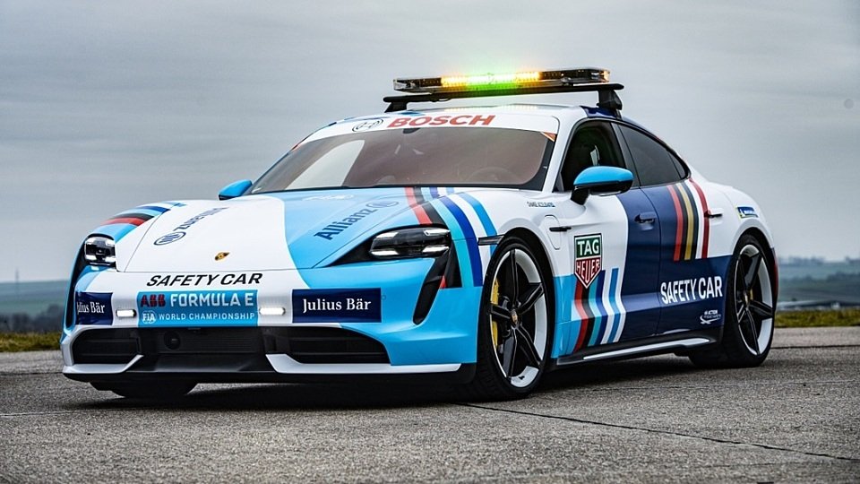 Neues Safety Car für die Formel E: Porsche Taycan Turbo S