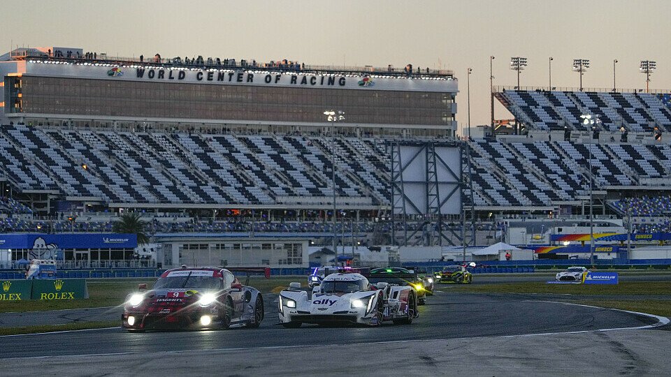 In Daytona bricht langsam die Schlussphase zum 24h-Rennen an, Foto: LAT Images