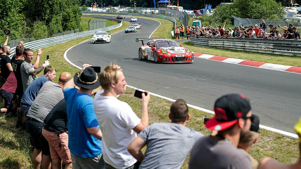 Fans dürfen beim 24h-Rennen Nürburgring wieder an die Nordschleife