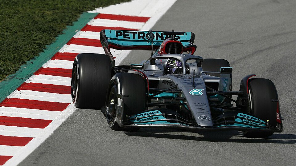 Lewis Hamilton fuhr bei den Formel-1-Testfahrten 2022 in Barcelona die absolute Bestzeit
