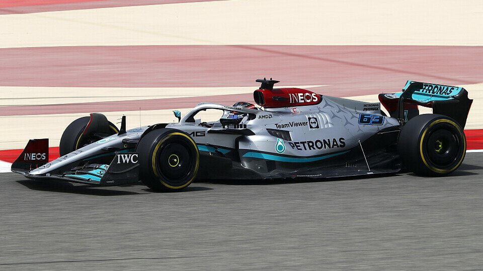 Mercedes tauchte in Bahrain mit einem sehr radikalen Seitenkasten-Konzept auf, Foto: LAT Images