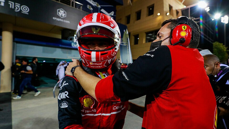 Charles Leclerc eroberte für Ferrari die Pole Position beim Formel-1-Auftakt 2022 in Bahrain, Foto: LAT Images