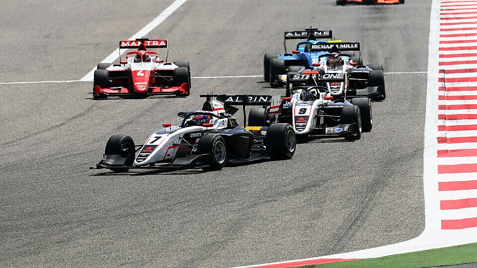 Victor Martins holt in Bahrain seinen ersten F3-Saisonsieg