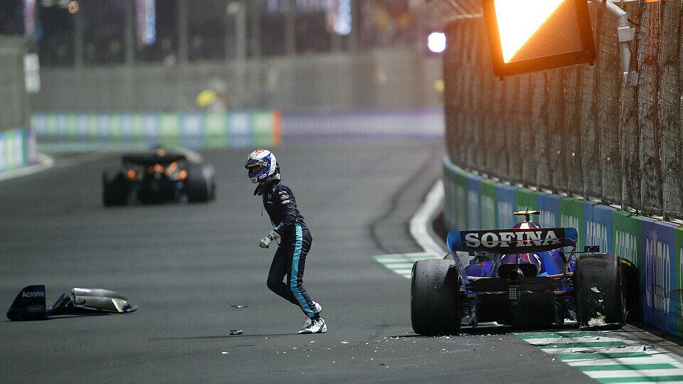 Nicholas Latifi zerlegte seinen Williams in Saudi-Arabien binnen gut 24 Stunden gleich zweimal, Foto: LAT Images