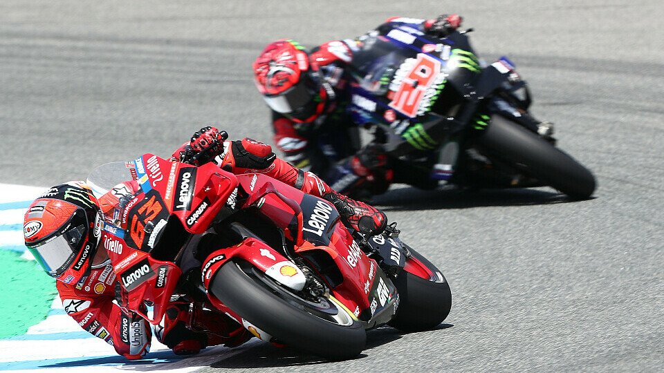MotoGP in Jerez: Bagnaia hielt dem Druck von Quartararo über die gesamte Renndistanz stand, Foto: LAT Images