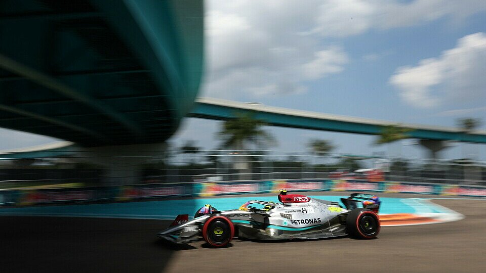 Mercedes überraschte im Training mit einer deutlichen Verbesserung, Foto: LAT Images