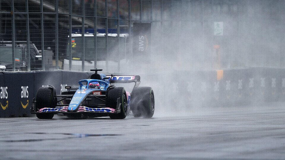 Heute war Fernando Alonso im Regen-Qualifying sensationell, Foto: LAT Images