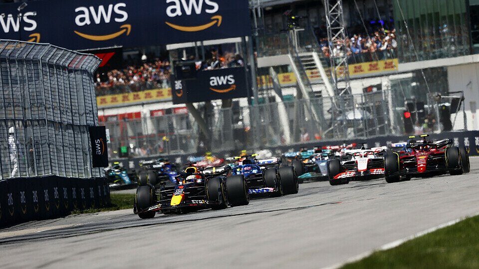 Die Uhrzeiten für alle Formel-1-Starts 2023 stehen, Foto: LAT Images