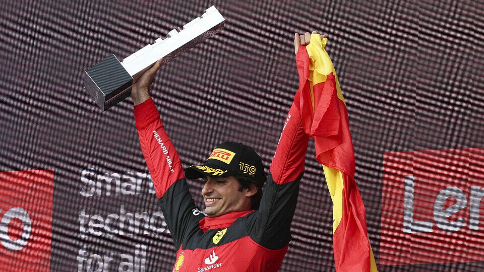 Ein Traum wird wahr: Carlos Sainz ist ein Formel-1-Sieger, Foto: LAT Images