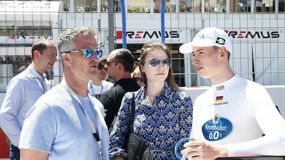 Ralf Schumacher mit Sohn und DTM-Debütant David, Foto: DTM