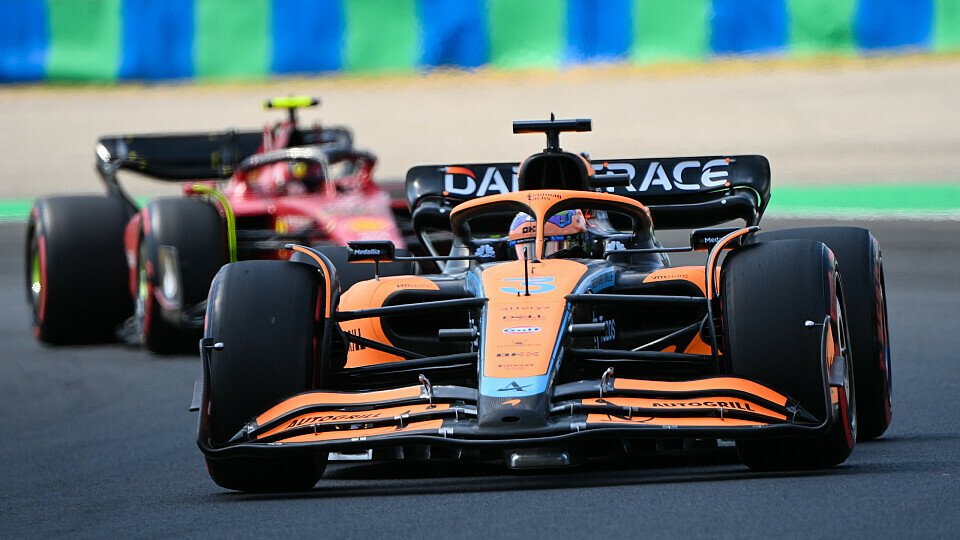 Kann McLaren Ferrari und Red Bull auch im morgigen Qualifying hinter sich halten?, Foto: LAT Images