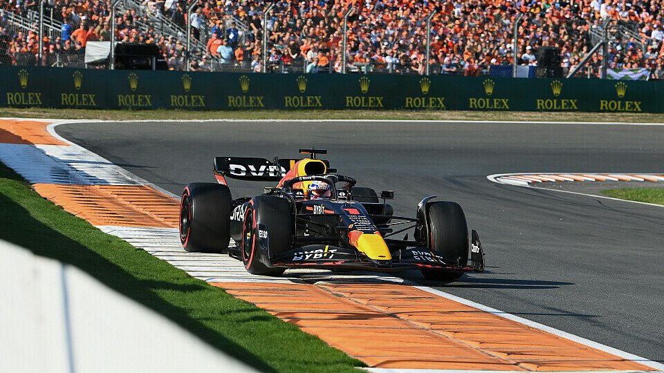 Max Verstappen startet beim Formel-1-Rennen in Zandvoort am Sonntag von der Pole Position, Foto: LAT Images