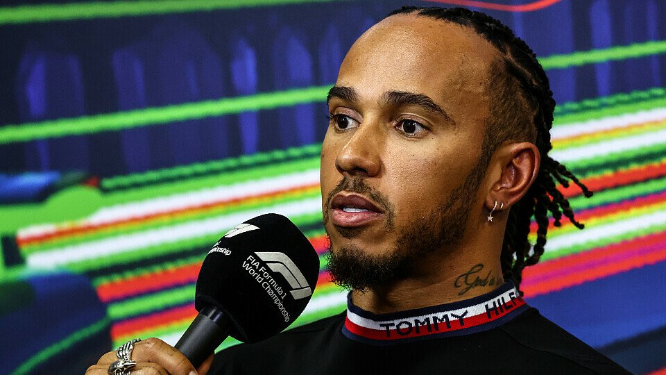 Lewis Hamilton ist laut eigener Aussage nicht frustriert über die aktuelle Situation bei Mercedes, Foto: LAT Images