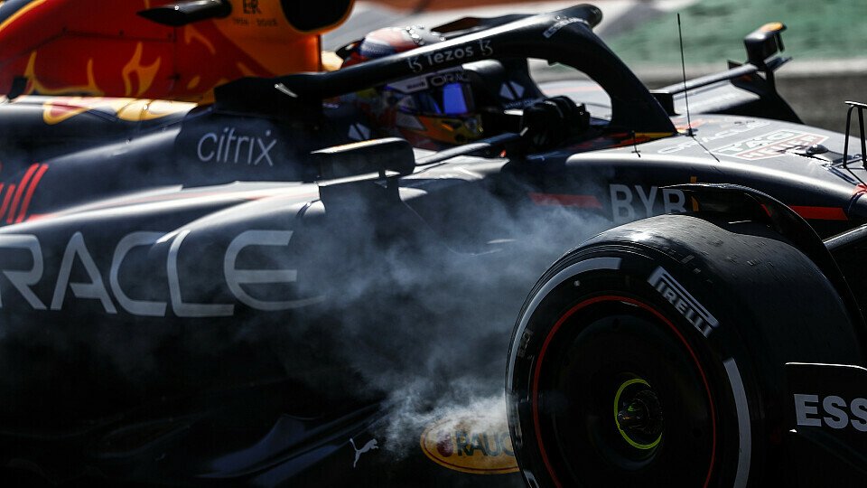 Rauch bei Sergio Perez: Nur P7 nach Monza-Aufholjagd, Foto: LAT Images