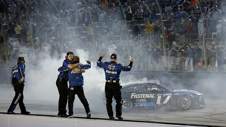 Chris Buescher gewinnt das 3. Playoff-Rennen, Foto: Getty Images / NASCAR