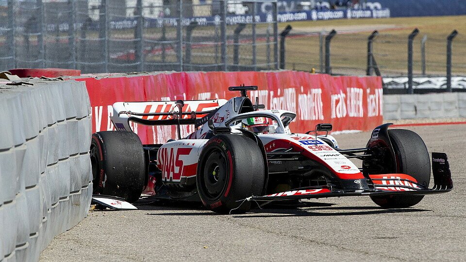 Bitterer Formel-1-Tag für Antonio Giovinazzi: Unfall im Haas, Foto: LAT Images