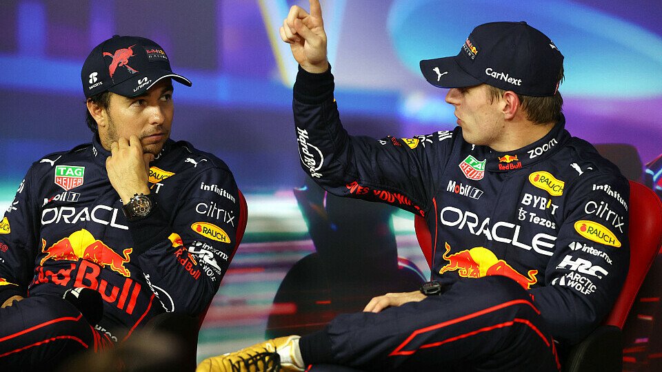 Teamwork bei Red Bull: Max Verstappen gab in Abu Dhabi Sergio Perez Windschatten., Foto: LAT Images