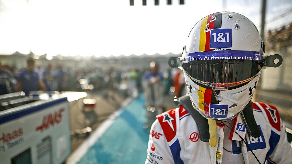 Mick Schumacher hofft 2024 wieder fester Bestandteil des Formel-1-Fahrerfeldes zu sein, Foto: LAT Images