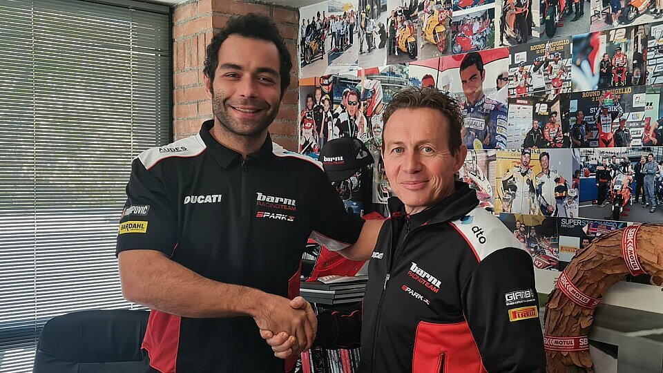 Danilo Petrucci mit Teamchef Marco Barnabo, Foto: Barni Racing