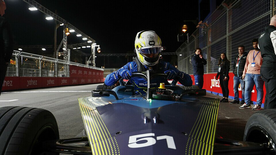 Formel-E-Debüt für Kelvin van der Linde in Saudi-Arabien, Foto: LAT Images