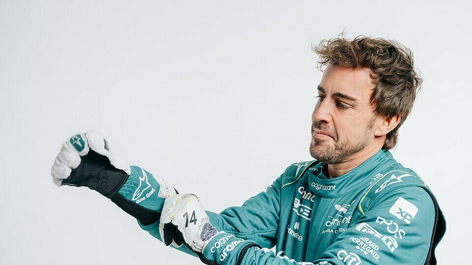 Fernando Alonso muss erst einmal kleinere Brötchen backen, Foto: LAT Images