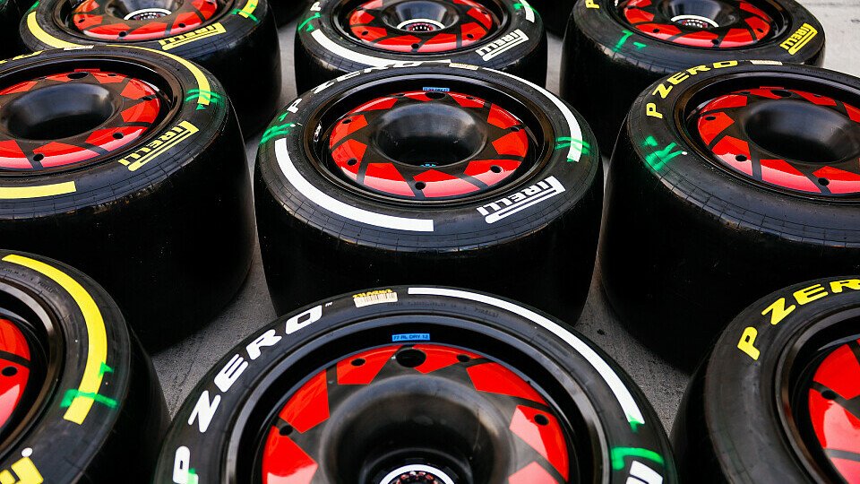 Pirelli stellt 2023 sechs Reifenmischungen zur Verfügung, Foto: LAT Images