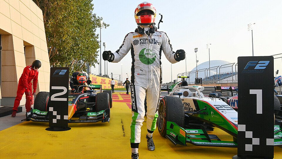Ralph Boschung konnte den Formel-2-Auftakt gewinnen, Foto: LAT Images