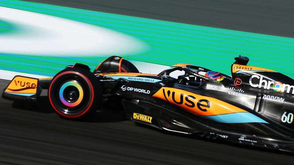 McLaren war zu Beginn der Saison nicht konkurrenzfäig, Foto: LAT Images