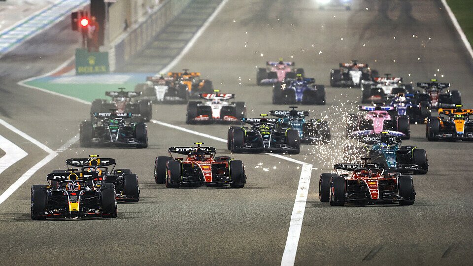 Formel-1-Weltmeister Max Verstappen gewann am Sonntag das erste Rennen 2023 in Bahrain souverän, Foto: LAT Images