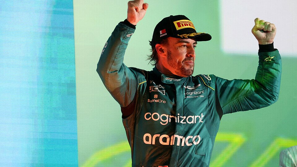 Fernando Alonso fährt 2023 endlich wieder um Formel-1-Podien, Foto: LAT Images
