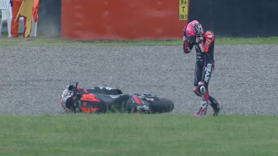 Aleix Espargaro schied im Argentinien-Sprint aus, Foto: Screenshot/MotoGP