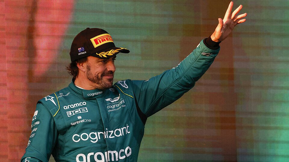 Fernando Alonso hatte in Australien Glück im Unglück, Foto: LAT Images
