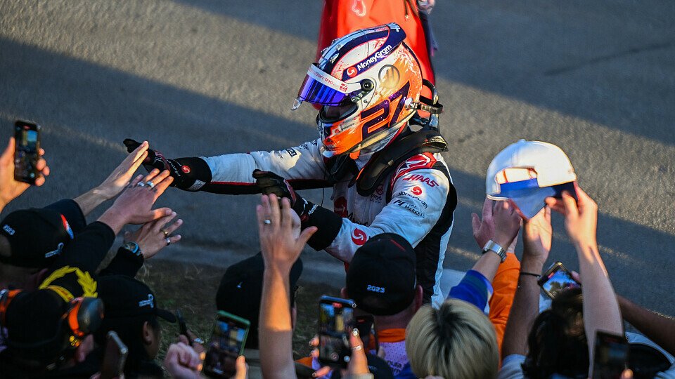 Nico Hülkenberg feierte beim Rennen in Australien am Sonntag die ersten Punkt seit seinem Formel-1-Comeback, Foto: LAT Images