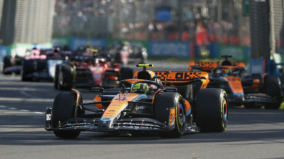 McLaren katapultiert sich vom letzten Platz ins Mittelfeld, Foto: LAT Images