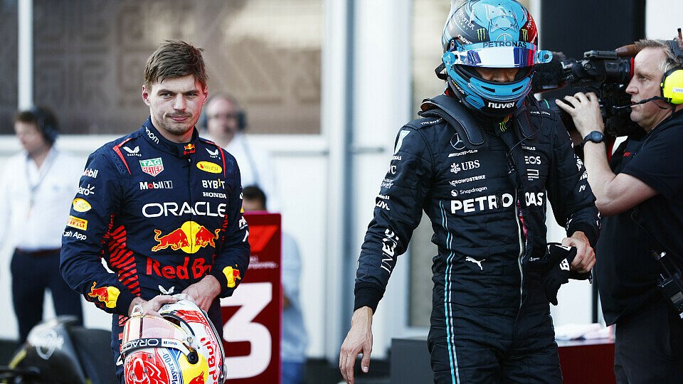 George Russell und Max Verstappen lieferten sich im Formel-1-Sprint in Baku einen harten Kampf, Foto: LAT Images