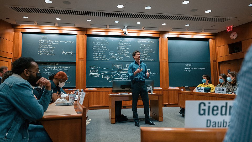 Toto Wolff spricht vor Studierenden der Harvard Business School, Foto: Mercedes
