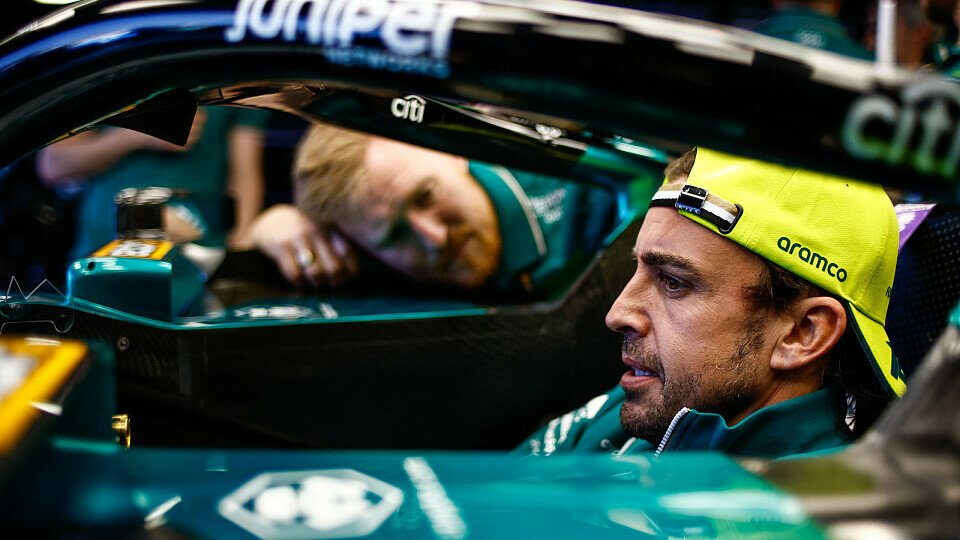Fernando Alonso sieht Aston Martin auch als Mercedes-Kundenteam weltmeisterfähig, Foto: LAT Images