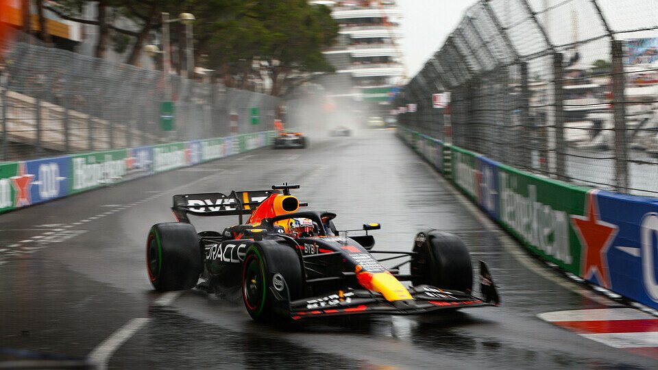 Regen-Action heute bei der Formel 1 in Monaco, Foto: LAT Images