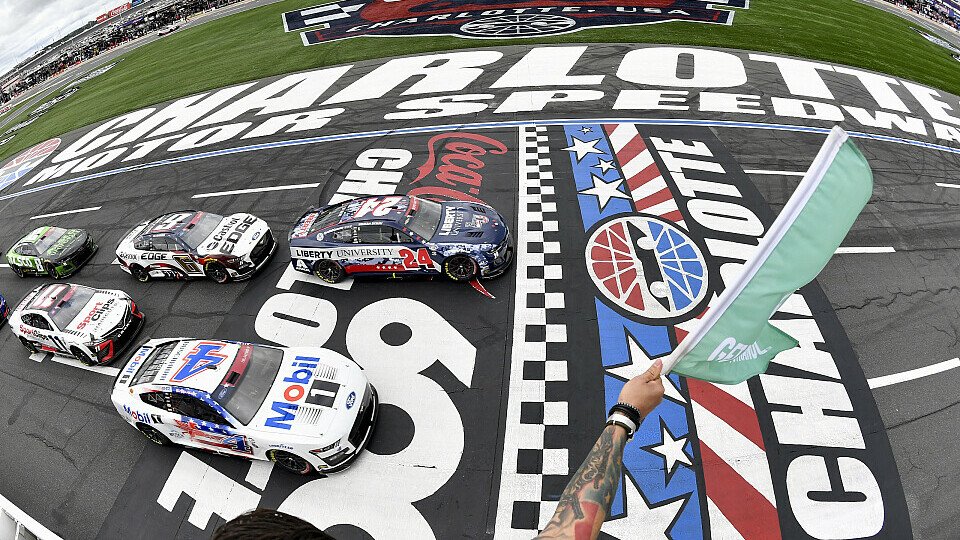 Auf dem Charlotte Motor Speedway startet das 14. Saisonrennen der Regular Season, Foto: Getty Images / NASCAR