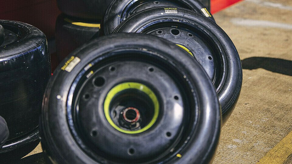 In den Suzuka-Trainings wurde ein neuer C2-Reifen getestet, Foto: Pirelli