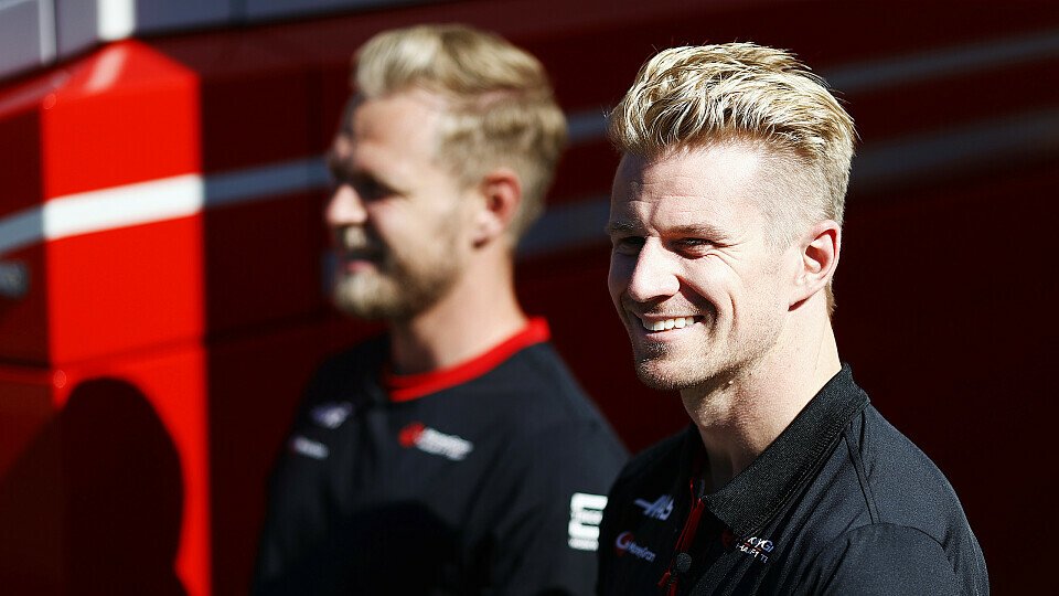 Nico Hülkenberg und Kevin Magnussen werden aller Voraussicht nach auch 2024 für Haas fahren, Foto: LAT Images